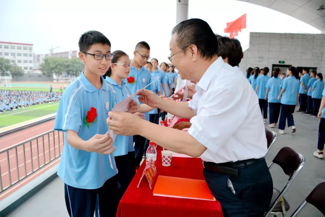 河津二中校花图片