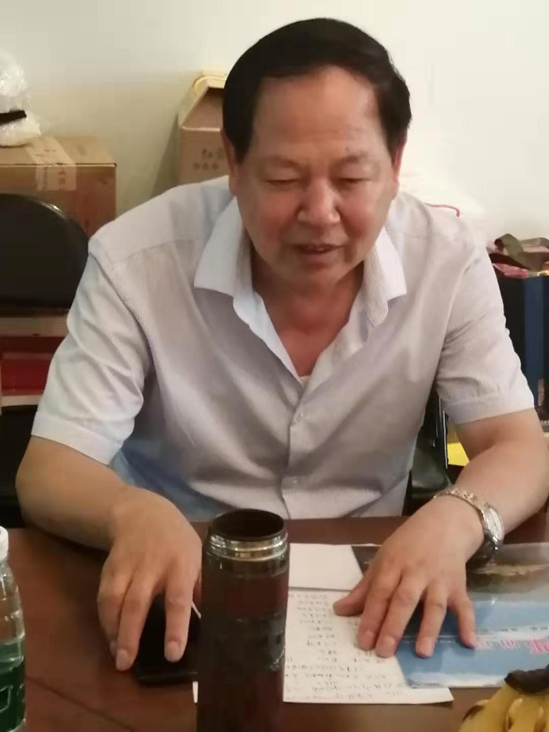 方城县二郎庙镇范庆伟一行来郑州方城商会座谈交流