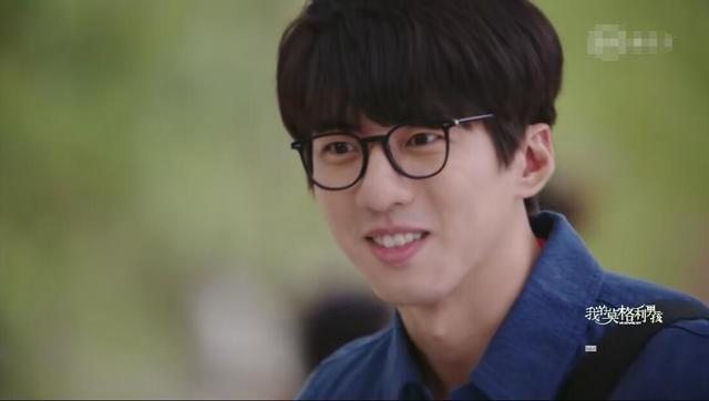 陆子曰引来追求者面对表白竟然丝毫不知傻傻的表情太可爱