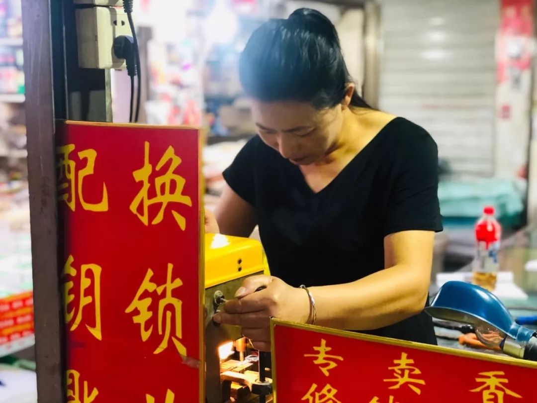 匠心东明女锁匠5年来坚持做这件事