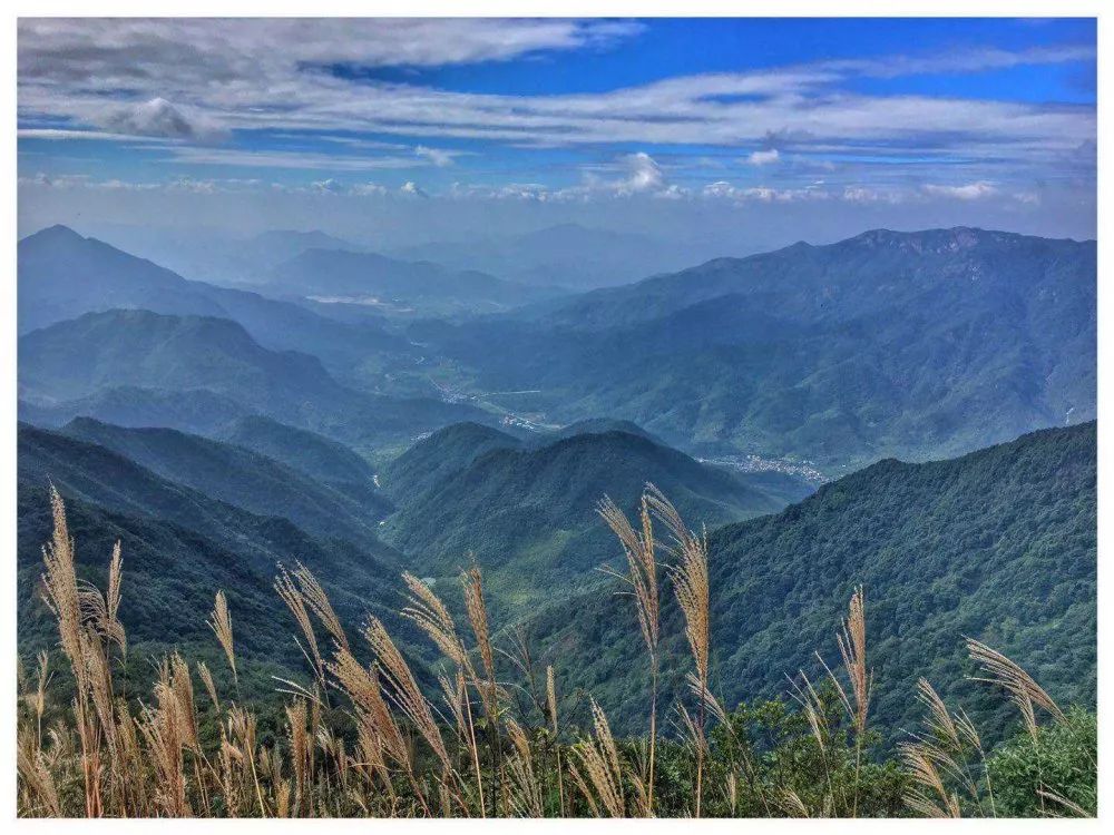 两天团建广州第一峰从化天堂顶挑战广州之巅俯瞰从化全景