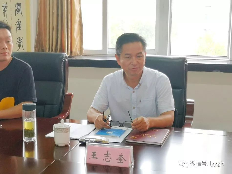 洛阳市教育局党组书记局长刘茂钦到洛阳一高调研