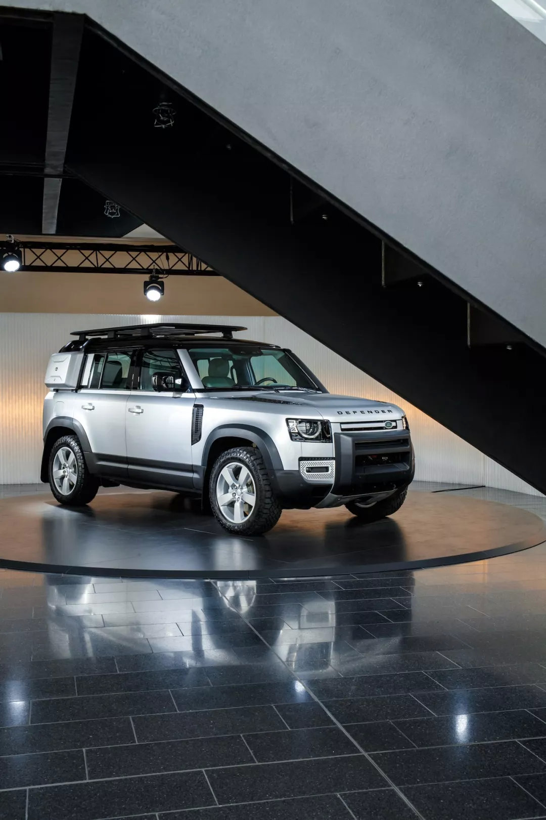 2019法兰克福车展丨传奇归来全新一代路虎卫士全球首发