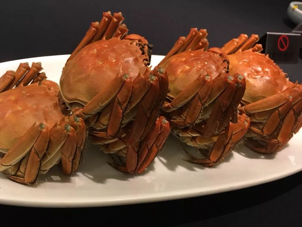 自安徽省合肥市庐江县中部的黄陂湖,素以"青壳背厚,白肚金爪,个大膏腴