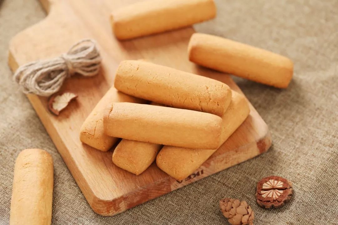 文尾有福利能吃出好身材的蛋白棒来了想瘦的人都在抢