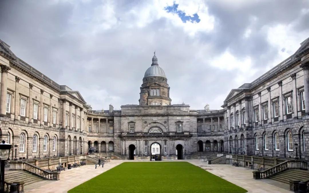 美英港新教育爱丁堡大学商学院各专业录取数据分析