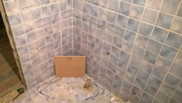 同事家砖砌浴室柜全过程看完我都想把自己家的整体柜给退了