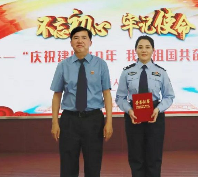 综治广角正义之声网讯(通讯员吴戈 黎小明)近日,湖北省咸宁市通城县