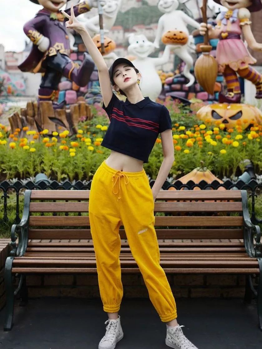 比a4腰更夸张の蚂蚁腰来了娱乐圈中的小腰精简直逆天了