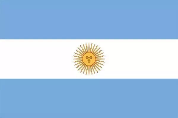 国旗:蓝白旗国都:布宜诺斯艾利斯国花:赛波花国宝:棕灶鸟25菲律宾国旗