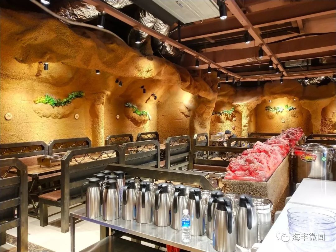 网红烤鱼店"愿者上钩"入驻海丰,试业期间特供啤酒免费喝