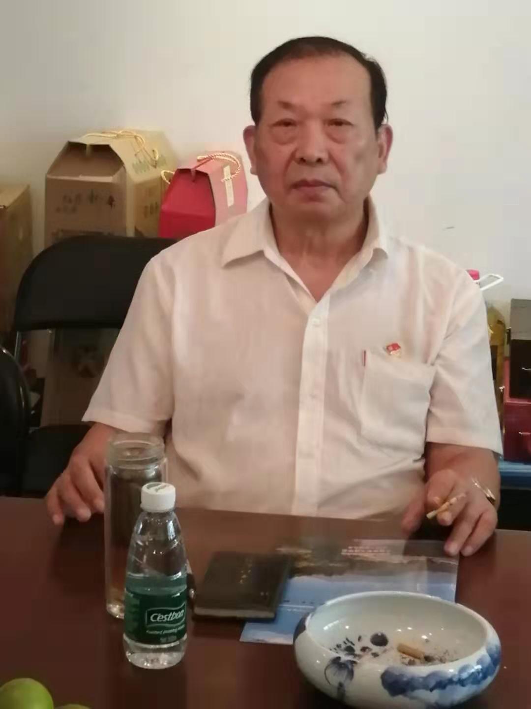 方城县二郎庙镇范庆伟一行来郑州方城商会座谈交流