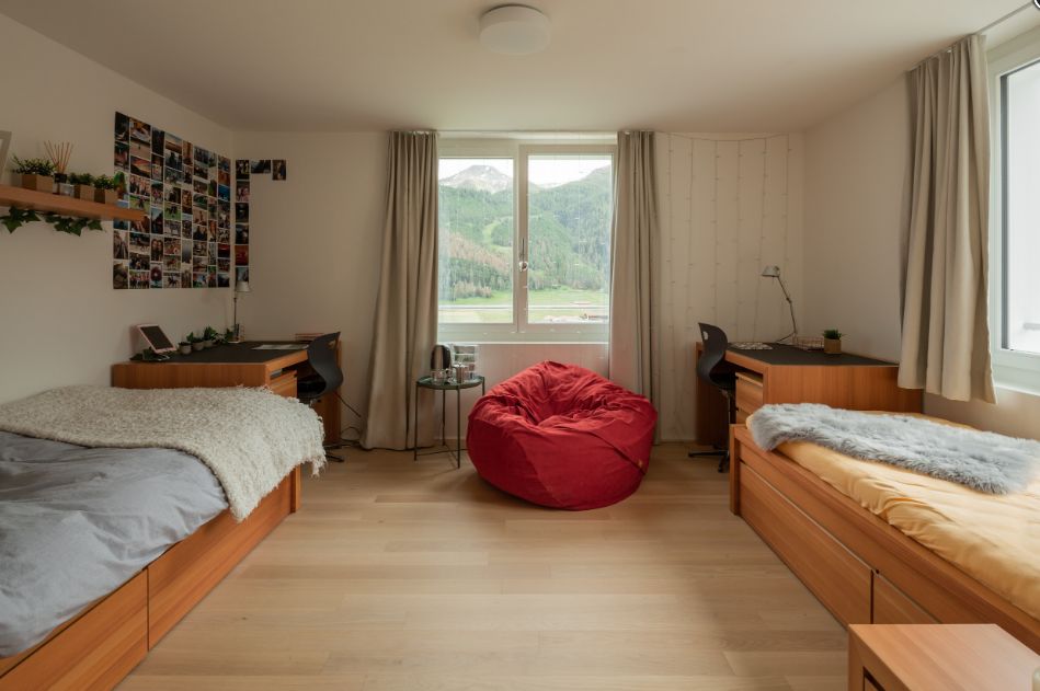 瑞士贵族中学之阿尔卑斯山卓士学院