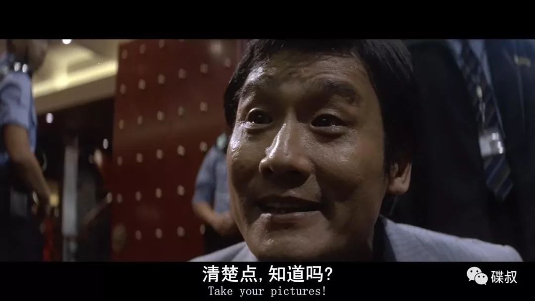 乐哥表面上很低调.第一部,乐哥和大d争夺话事人的名头.