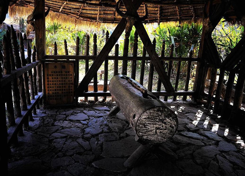 云南佤族木鼓舞原始社会的舞蹈是什么画风