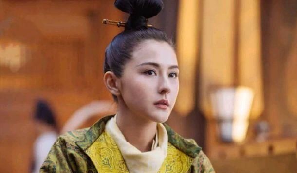 剧中李必的婢女檀棋恐怕大家都还有印象吧,而檀棋的扮演者热依扎也是