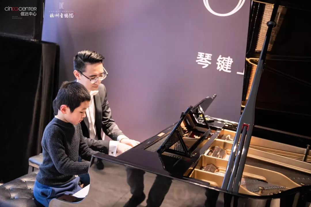 走近悦尔的宝藏男孩—青年钢琴家董振华专访(完结篇)