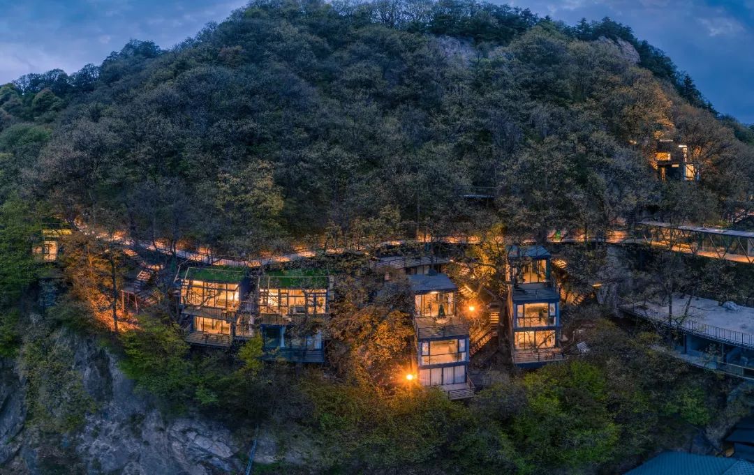 全景栾川魅力小镇系列之景城一体栾川乡