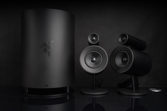 震撼人心的选择雷蛇天狼星专业版音响