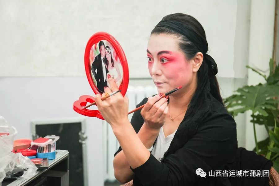 苏鹏荣获第四届中国戏曲(黄河流域)红梅大赛金奖