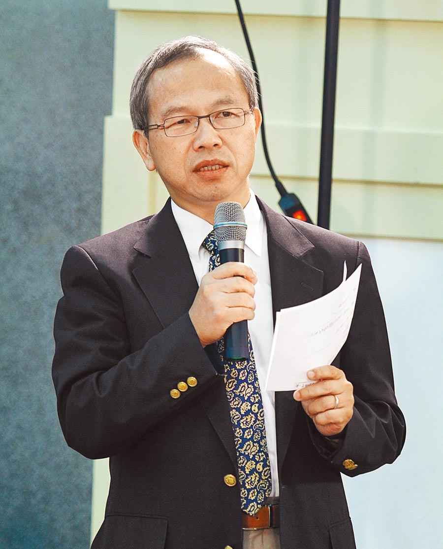 台当局炒作中共代理人开第一枪