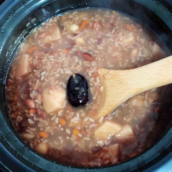 发际线越来越靠后?多吃这种食物,改善你的脱发