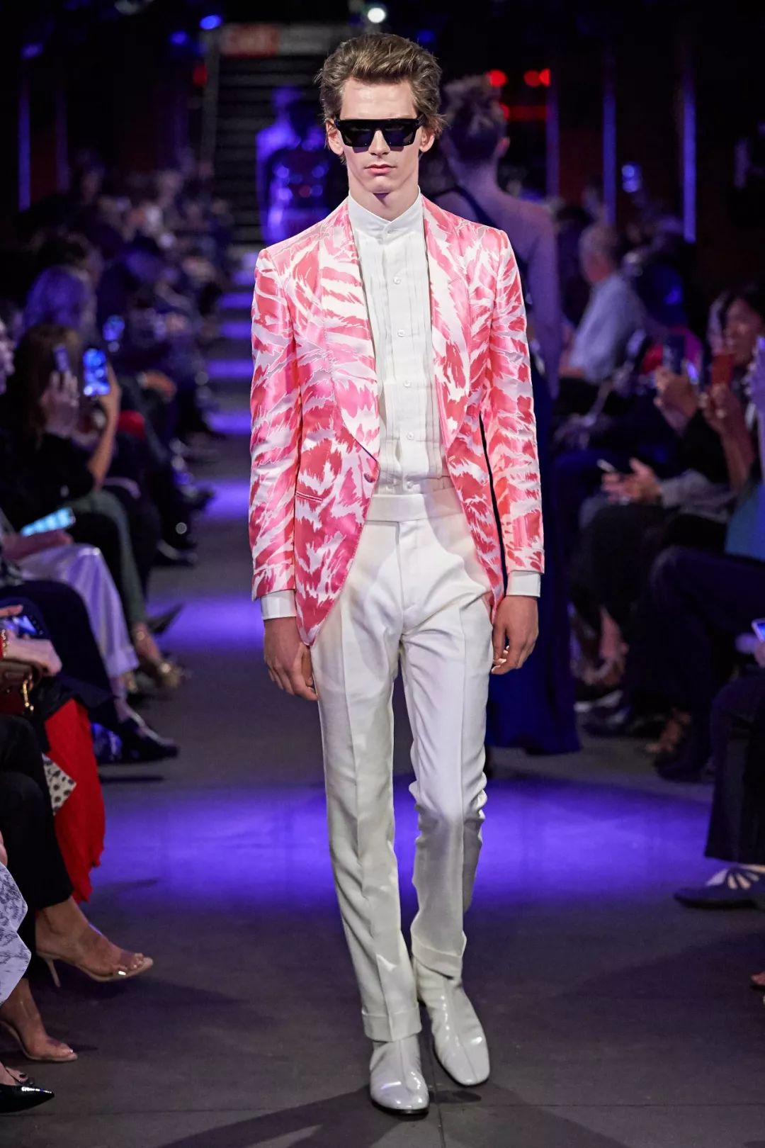 tomford2020ss无法抗拒以实力叛逆的美式色彩