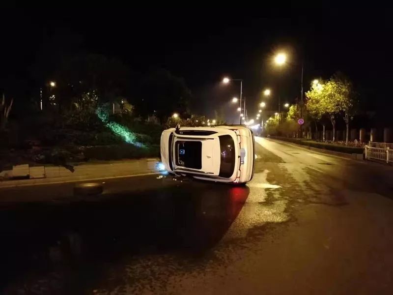 北京西路车祸图片