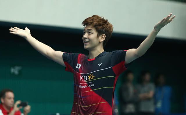 31岁生日快乐李龙大打羽毛球起初为减肥目标打进东京奥运