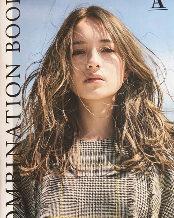 奇迹的13岁混血美少女sakurakirsch深邃电眼让人好心动