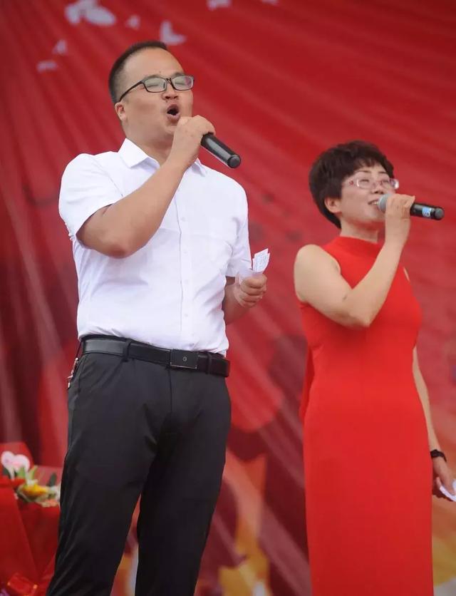 渠县中学,盛大隆重的2019秋季开学典礼,人山人海_刘高明