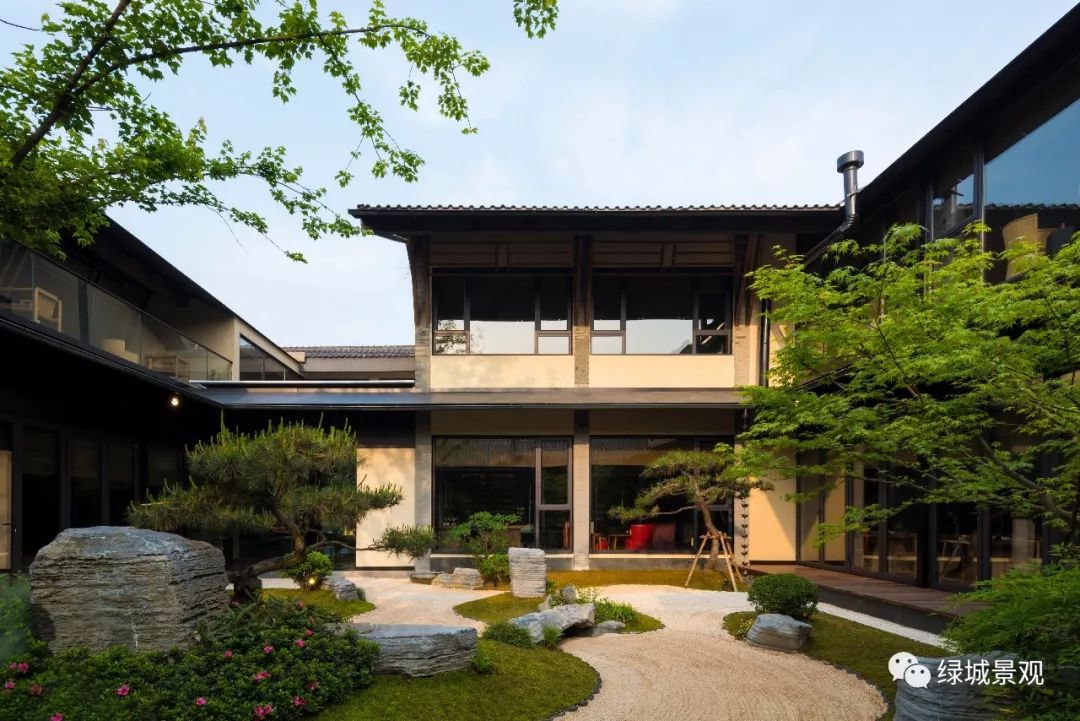 西溪里的一处禅意小庭院美