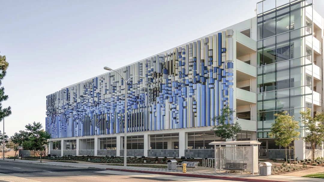 洛杉矶社区医院入口设计:广泛参与带来的更多维度