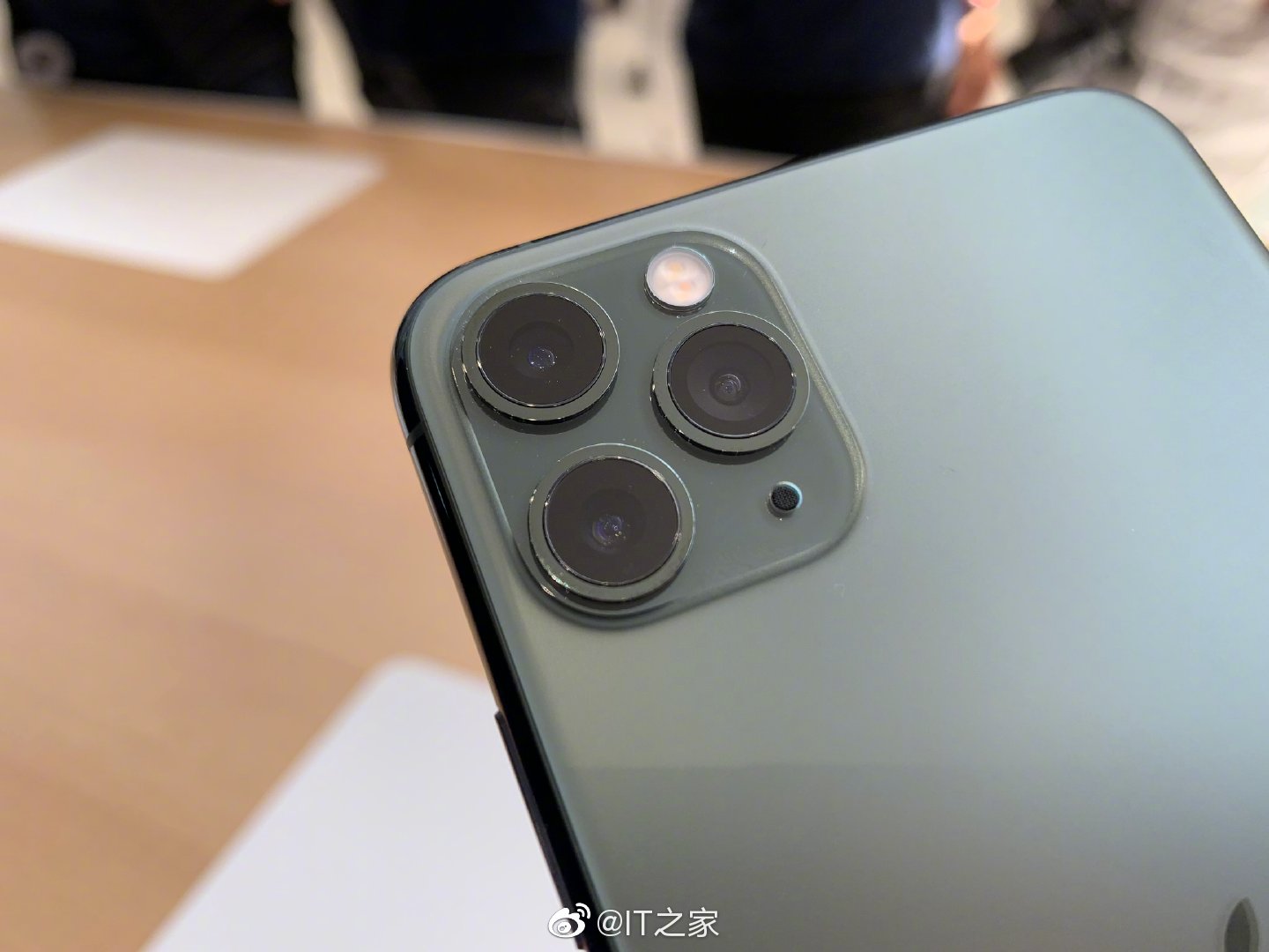 苹果iphone 11 pro/pro max现场实拍