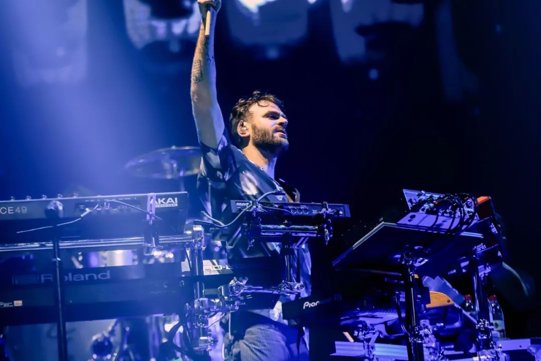 thechainsmokers上海站完美收官跟烟鬼一起体验万人蹦迪现场文末有