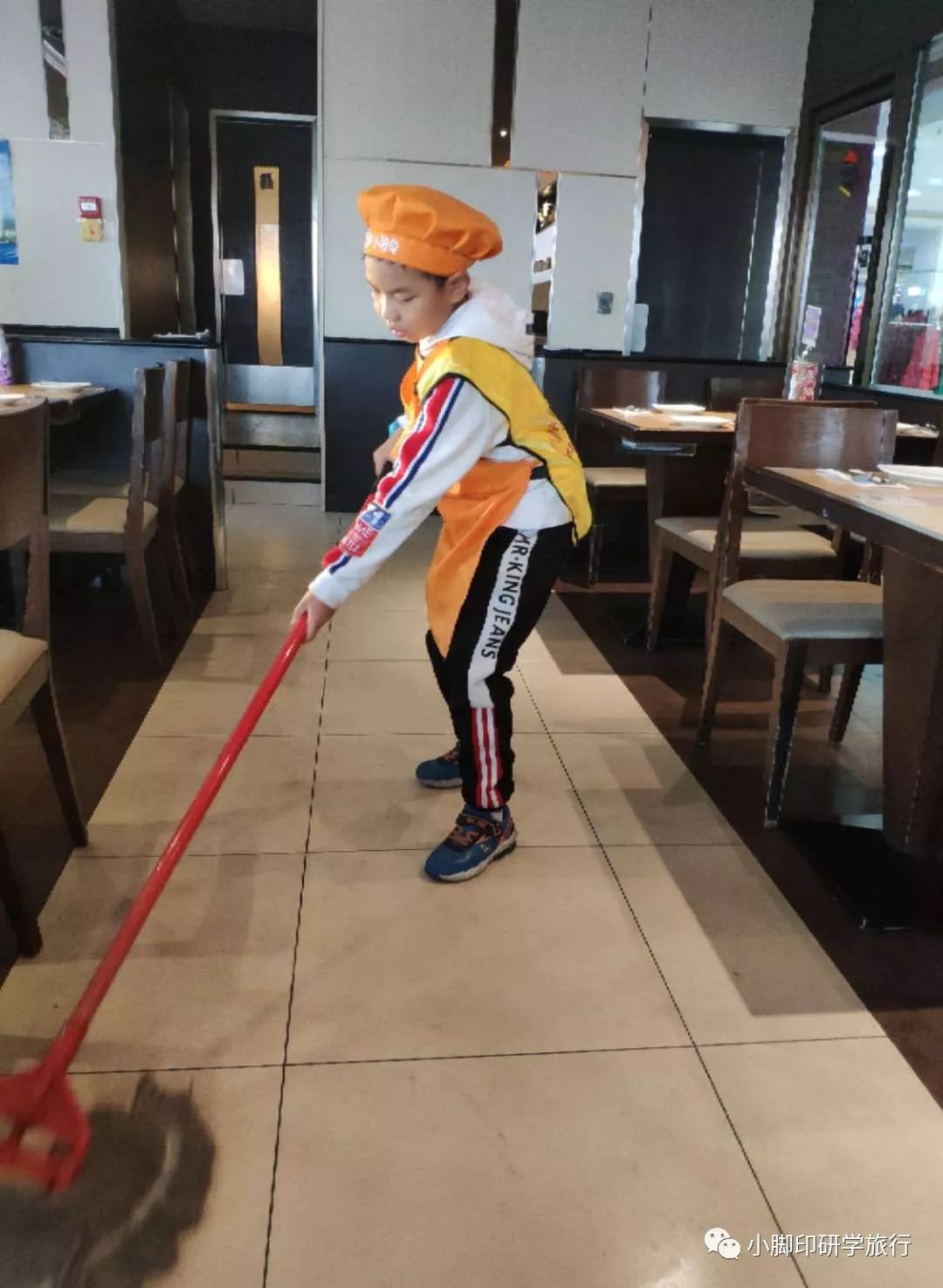 中秋节专场9月14日15日本周末小脚印必胜客职业体验营我是小小服务员