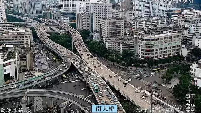 (附晚高峰世纪大桥,龙昆北路,南大桥,龙昆南路路况实景图)