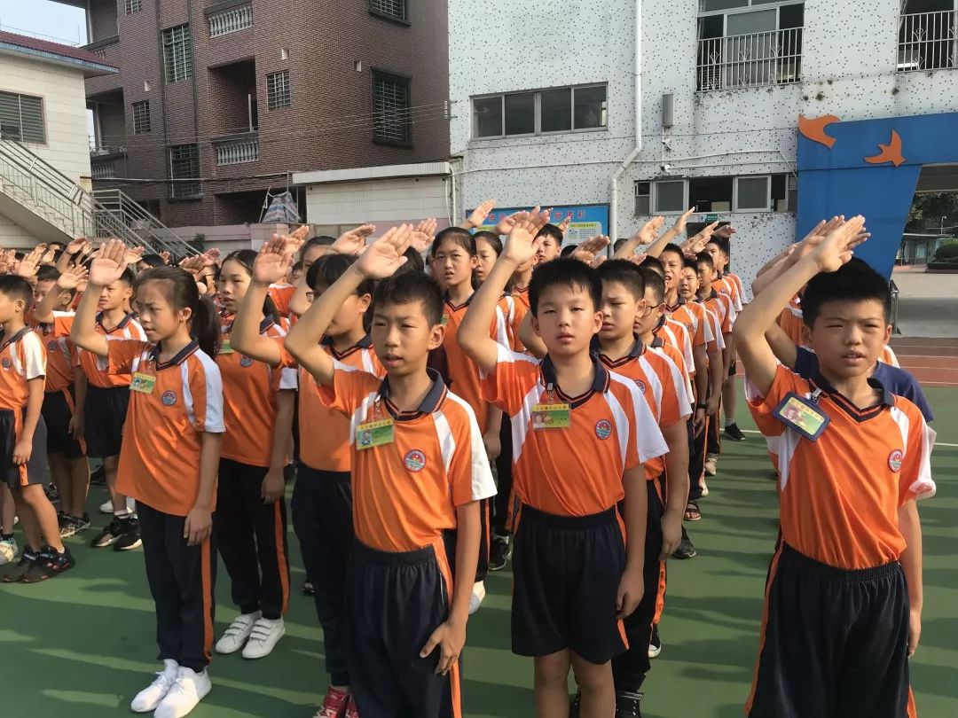 九江中心自主成长谢谢您老师九江镇中心小学升旗仪式