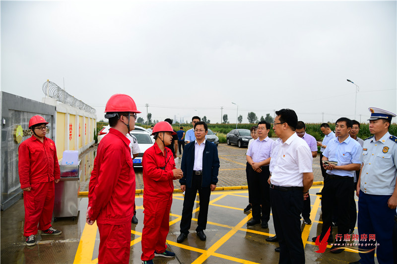 王彦芳就我县节前各行业安全工作进行督导检查