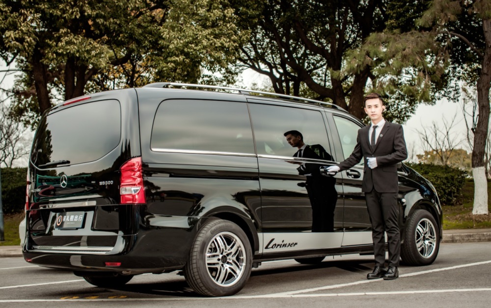 全力以赴的自己,值得拥有这一切!