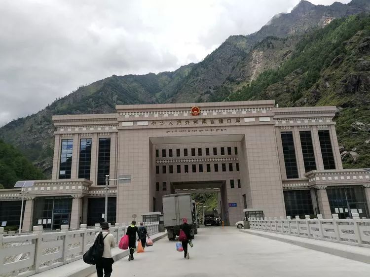 世界上最幸福国家之一——尼泊尔之旅(上)_口岸