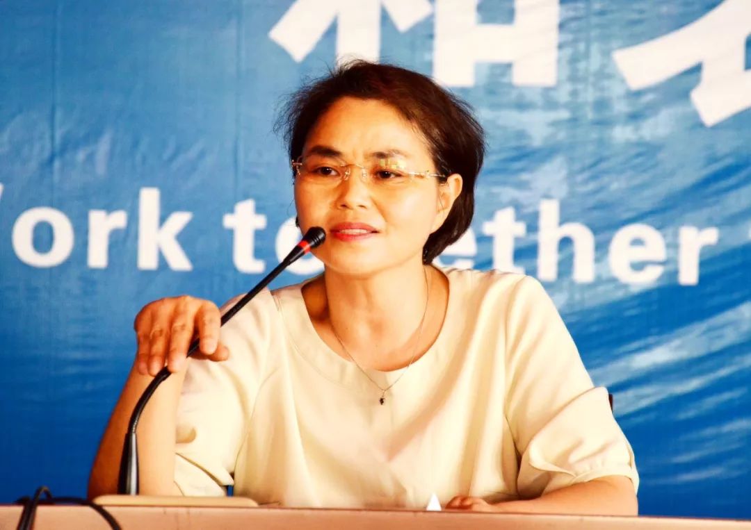 老师,您辛苦了高亮老师代表获奖教师发言.