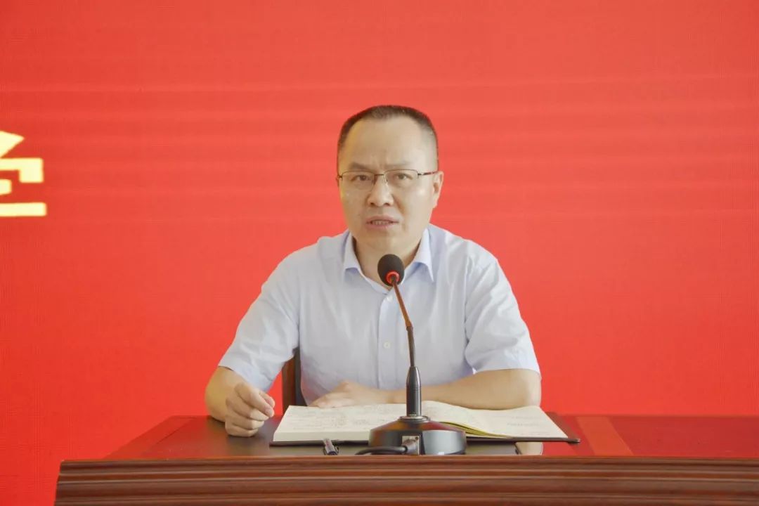 中南大学湘雅五医院段绍斌副院长来娄星区人民医院指导讲学