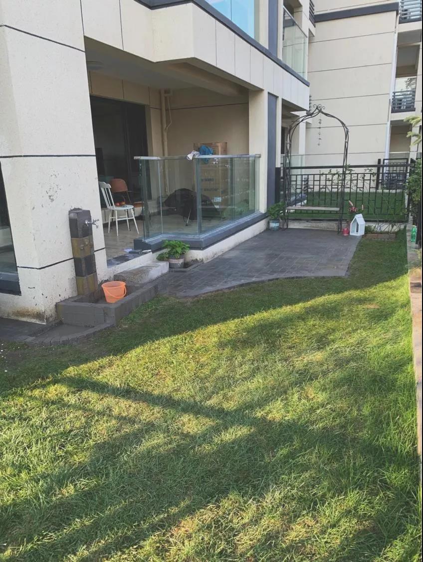 我住在小镇:庭院之美丨花花打造自己洋房花园的故事!