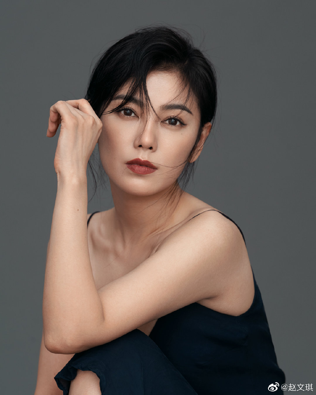 演完《爱情公寓》后出国深造,回国后发现除了她都火了_赵文琪