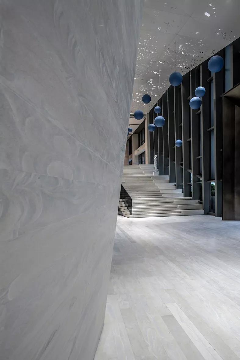 光筑艺术演绎纯净优雅的自然美学