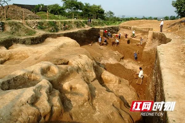 高庙遗址先后进行了3次挖掘.