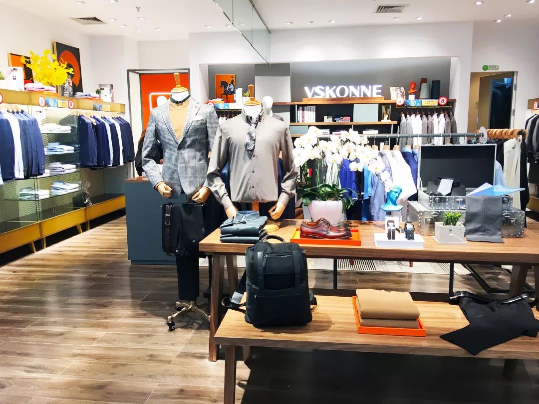 墨拓满2000用600元秋品券满3000用1000元秋品券满5000用1600元秋品券