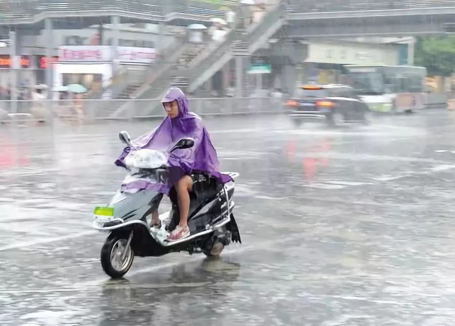 中雨大雨暴雨气温骤降中秋泡汤