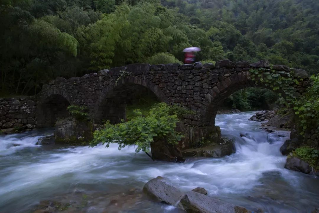 村官路沿村沿溪村五马村郭姆村兰溪村南雷村江南村陆埠向来是浙东重镇